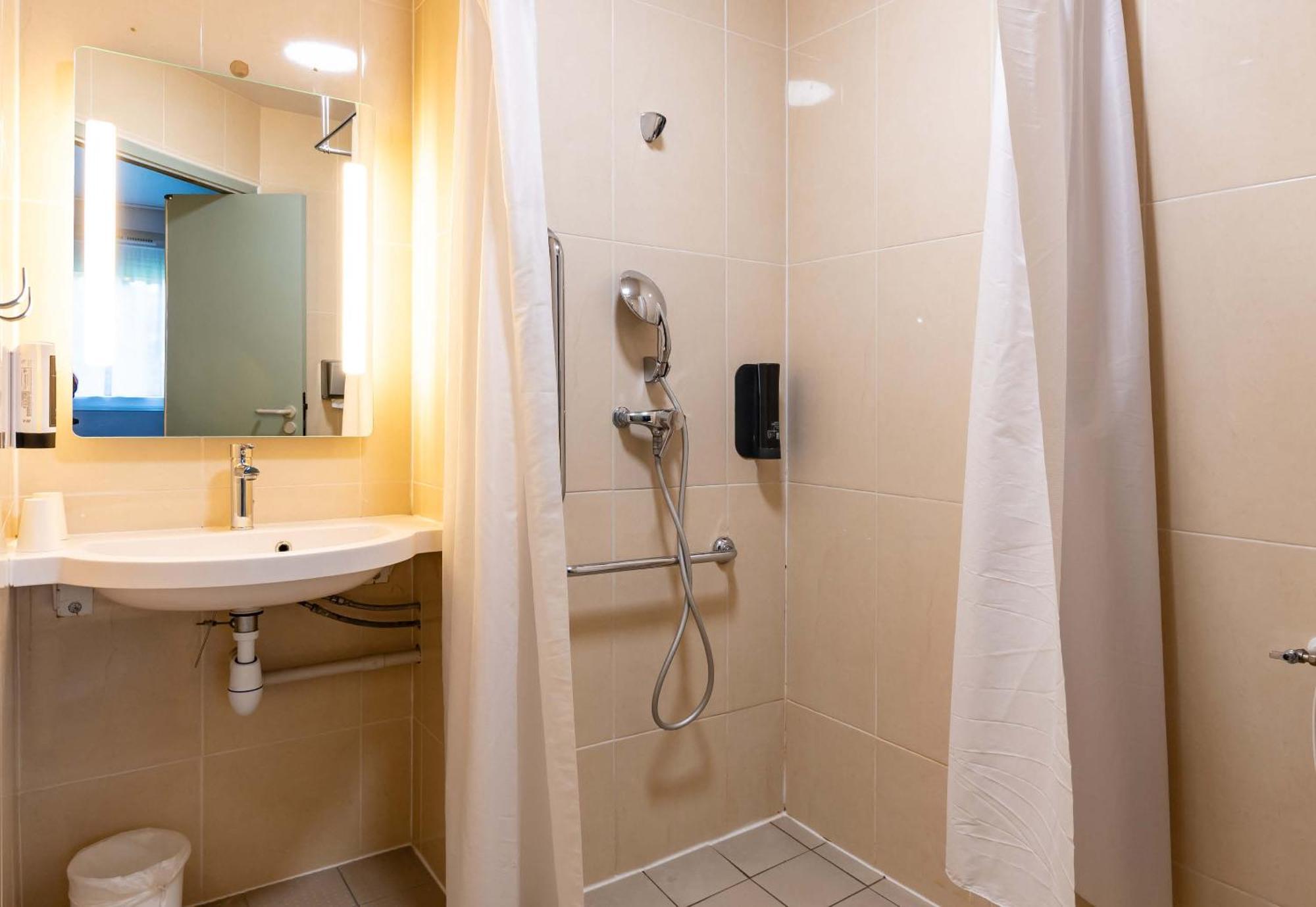 B&B Hotel Valence Sud 외부 사진